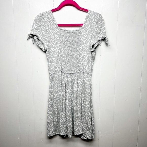 Abercrombie & Fitch V-Neck Short Sleeve Gray Mini Dress Women's Size Small - Picture 7 of 13
